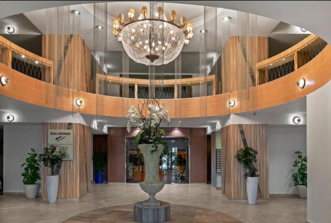 Chic With And Gym Aparthotel *